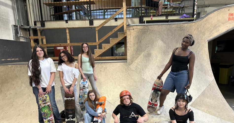 Skateboard